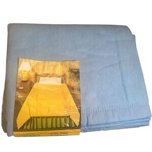 Vintage Beacon Laurel Blue Acrylic Thermal Blanket 72x90 Twin Full USA